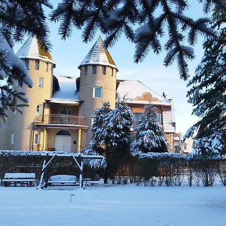 Pokoje Goscinne Impresja Kadzidlo Esterno foto